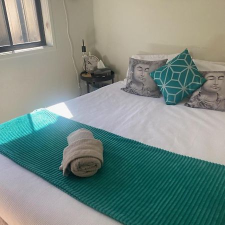 Manhattan B&B Guest Rooms North Lakes Luaran gambar