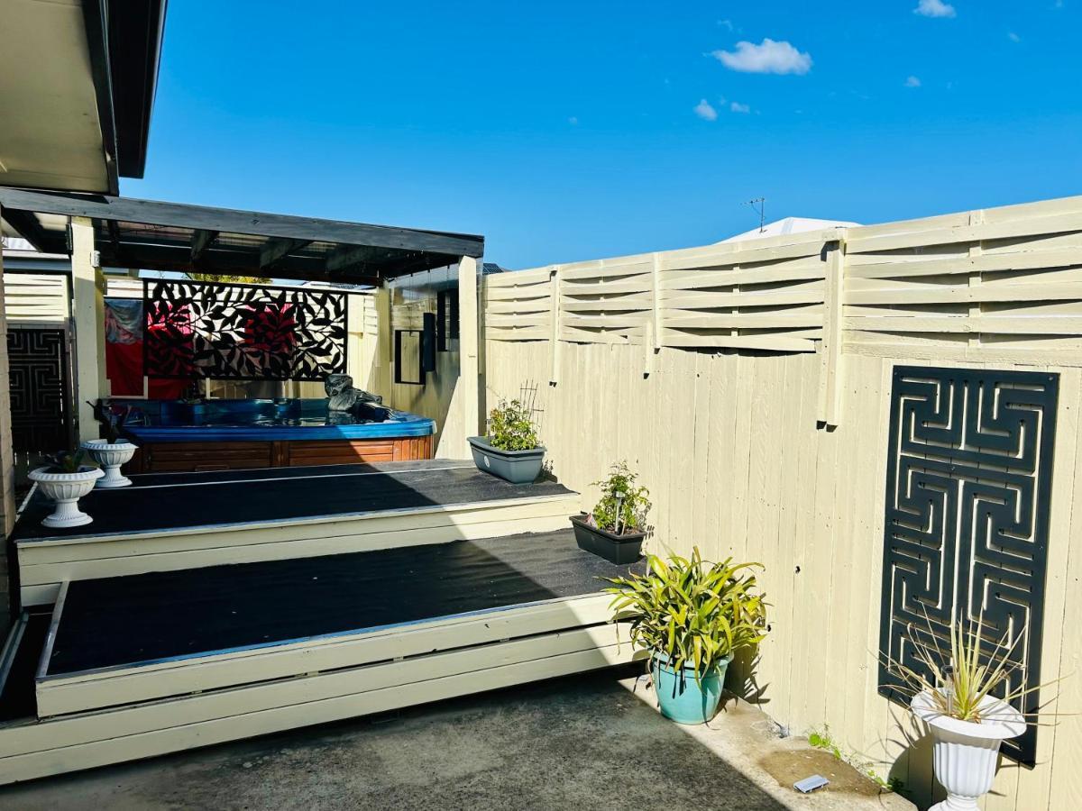 Manhattan B&B Guest Rooms North Lakes Luaran gambar